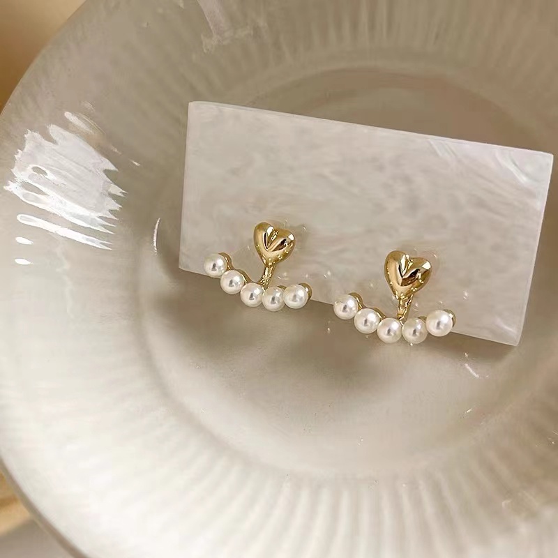 Anting Emas love Hati Desain Melengkung Mutiara Aksesoris Wanita Korea