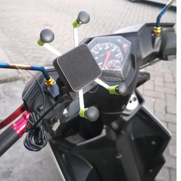 Holder HP Motor Spion Universal X-Grip Smartphone + USB Charger 2A 5V