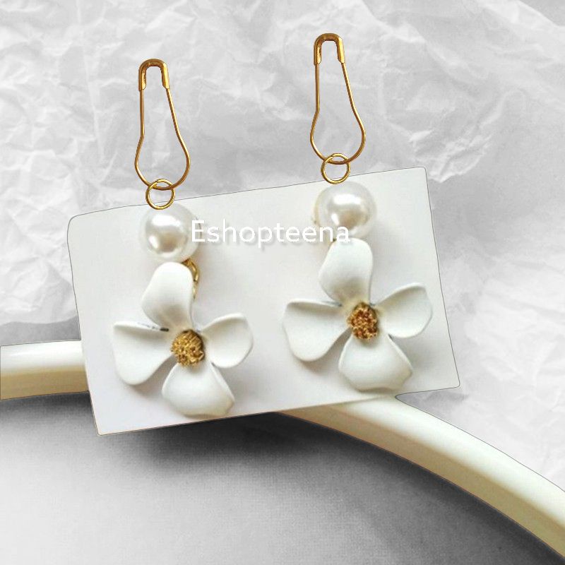 A71 anting hijab bunga warna pearl gold_anting jilbab