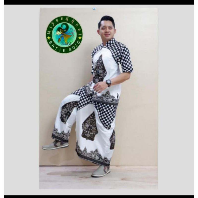 setelan baju Koko batik solo + sarung /sarung celana motif gunungan