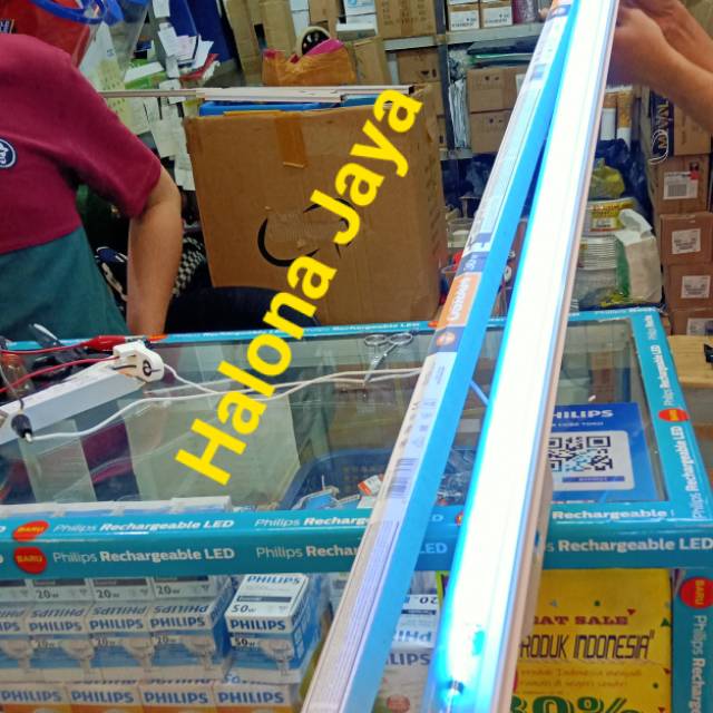 Lampu UV OSRAM  T8 HNS 30W Satu Set Sama Kap Rumah Sudah Siap Pakai