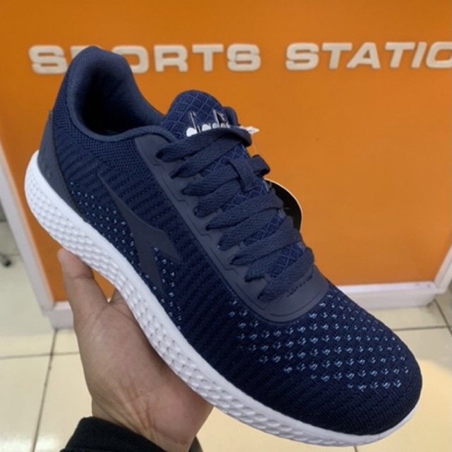 Sepatu Diadora Navy Corin Original