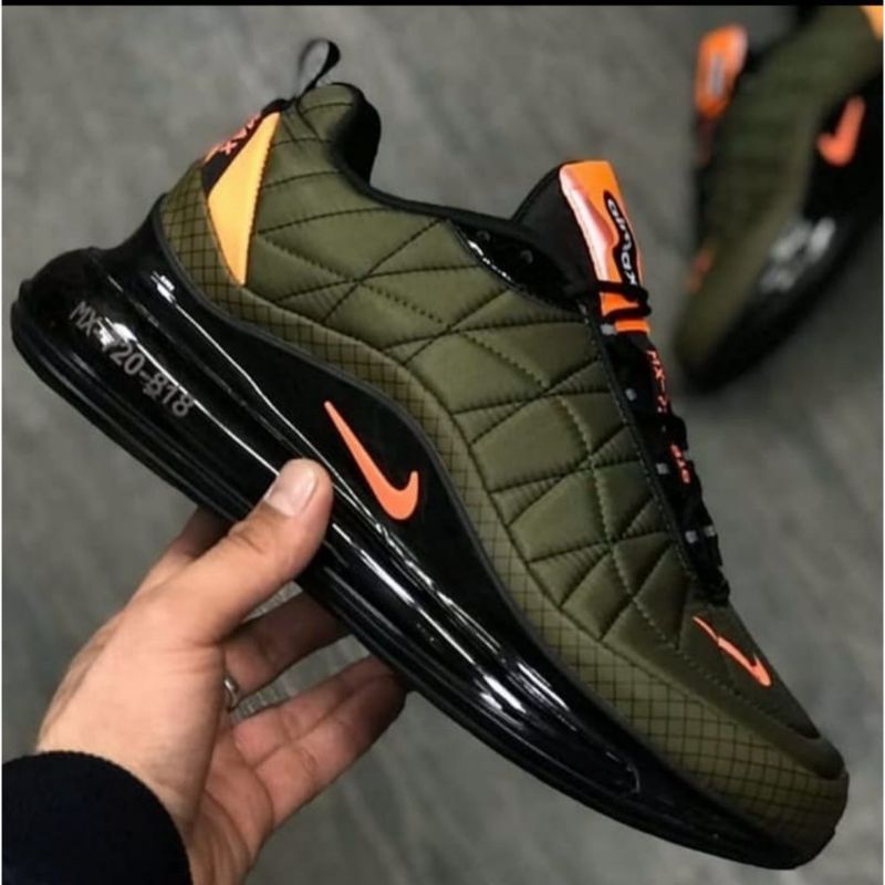 sepatu nike air max 720 818