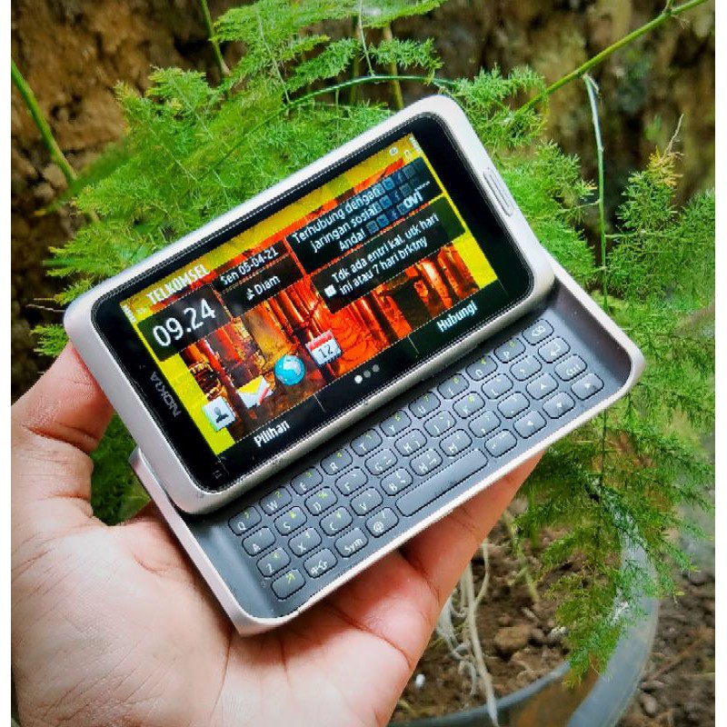 Harga Hp Nokia E90 Terbaru Juni 2021 Biggo Indonesia