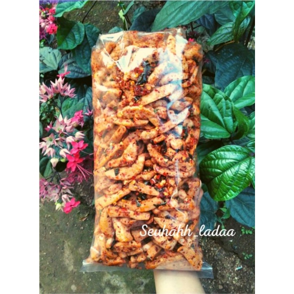 

Basreng baso goreng extra pedas daun jeruk 500gram