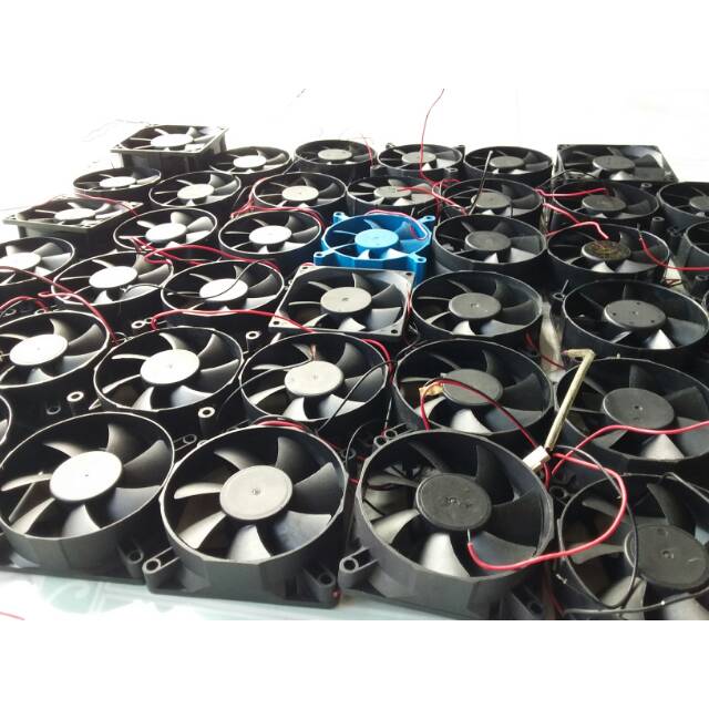 Kipas 12volt kipas DC fan dc 12v 8×8cm