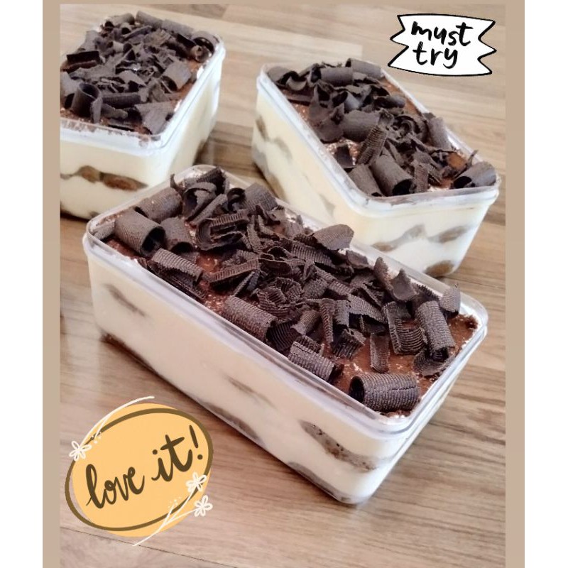 

Classic Tiramisu in a box_dessert Halal Jakarta