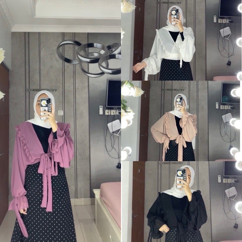 Qeera Outer Ruffle Plain Ceruty