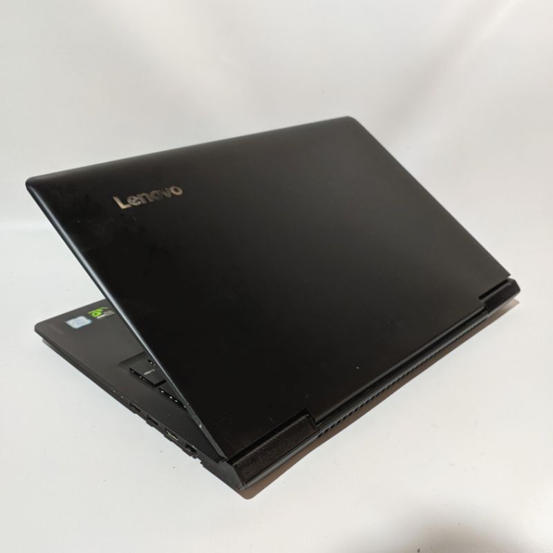 laptop gaming kencang Lenovo Ideapad 700-151SK - core i7 6700HQ 8core - Dual vga Nvidia GTX 950m - ram 16gb