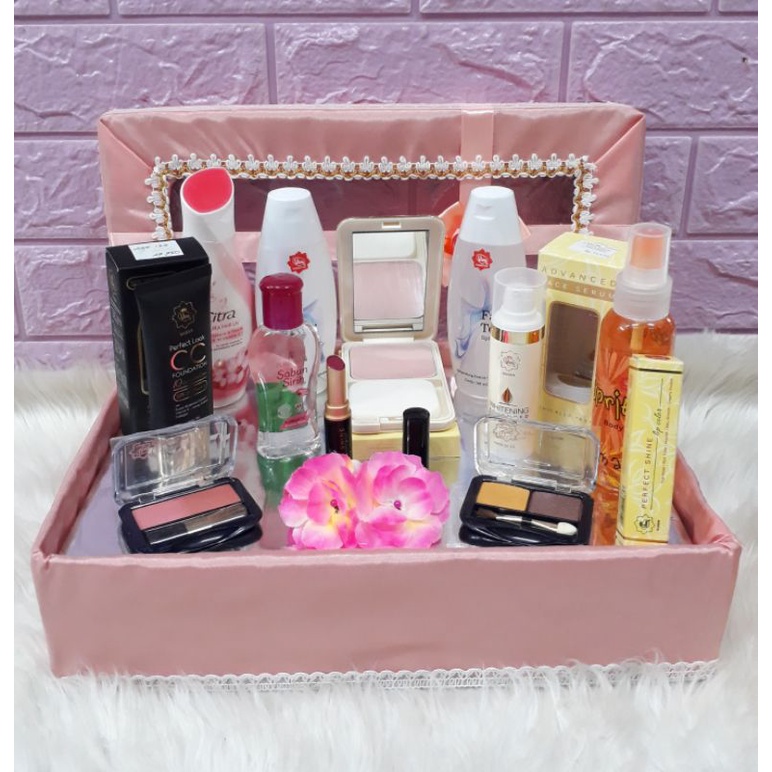 PAKET SESERAHAN VIVA QUEEN KOSMETIK FREE BOX