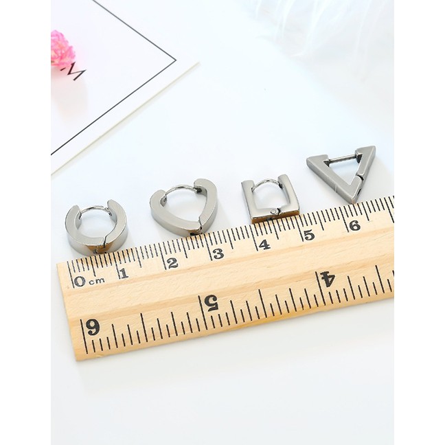 LRC Anting Tusuk Fashion Triangle Stainless Steel Earring F66581