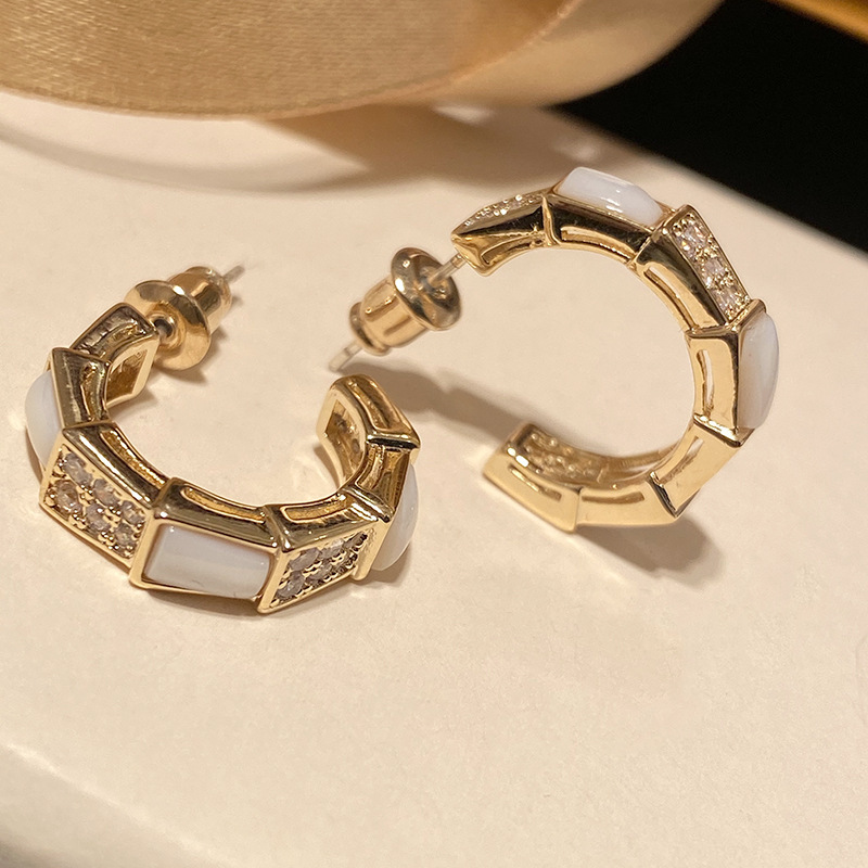 Anting Tusuk Wanita Bentuk C Hias Opal + Berlian Gaya Korea Untuk Hadiah