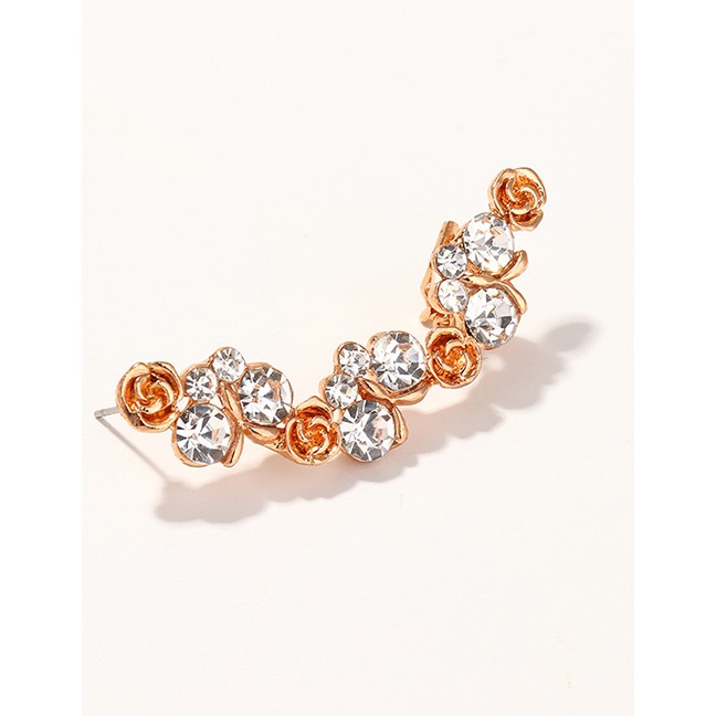 LRC Anting tusuk Fashion Golden Flower Diamond Geometric Ear Clip D76907
