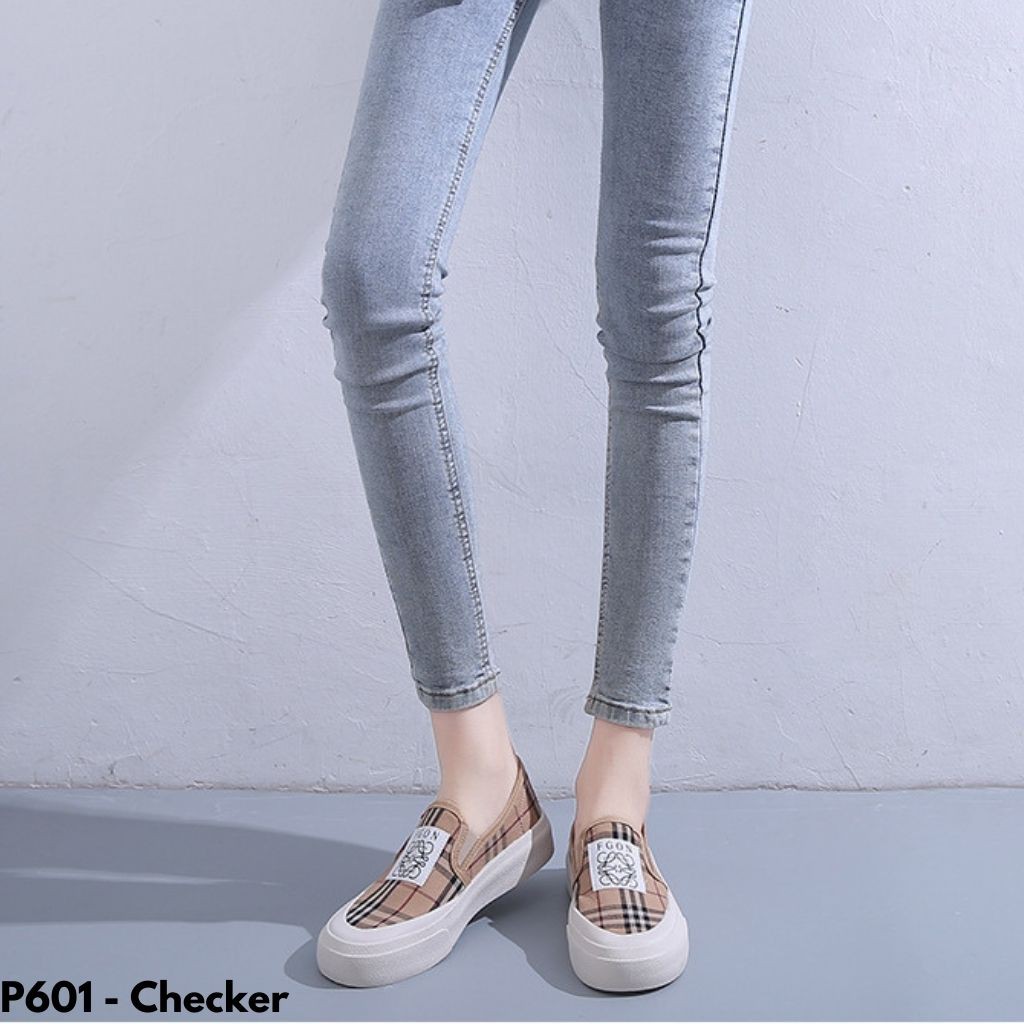 SEPATU SNEAKERS WANITA SLOP TANPA TALI KANVAS SOLE KARET NYAMAN REMAJA DEWASA KERJA NGANTOR P601-7