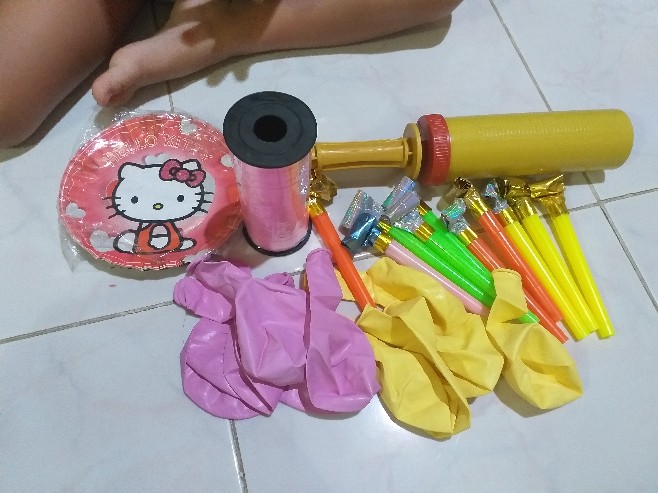 Piring Kue Kecil Karakter