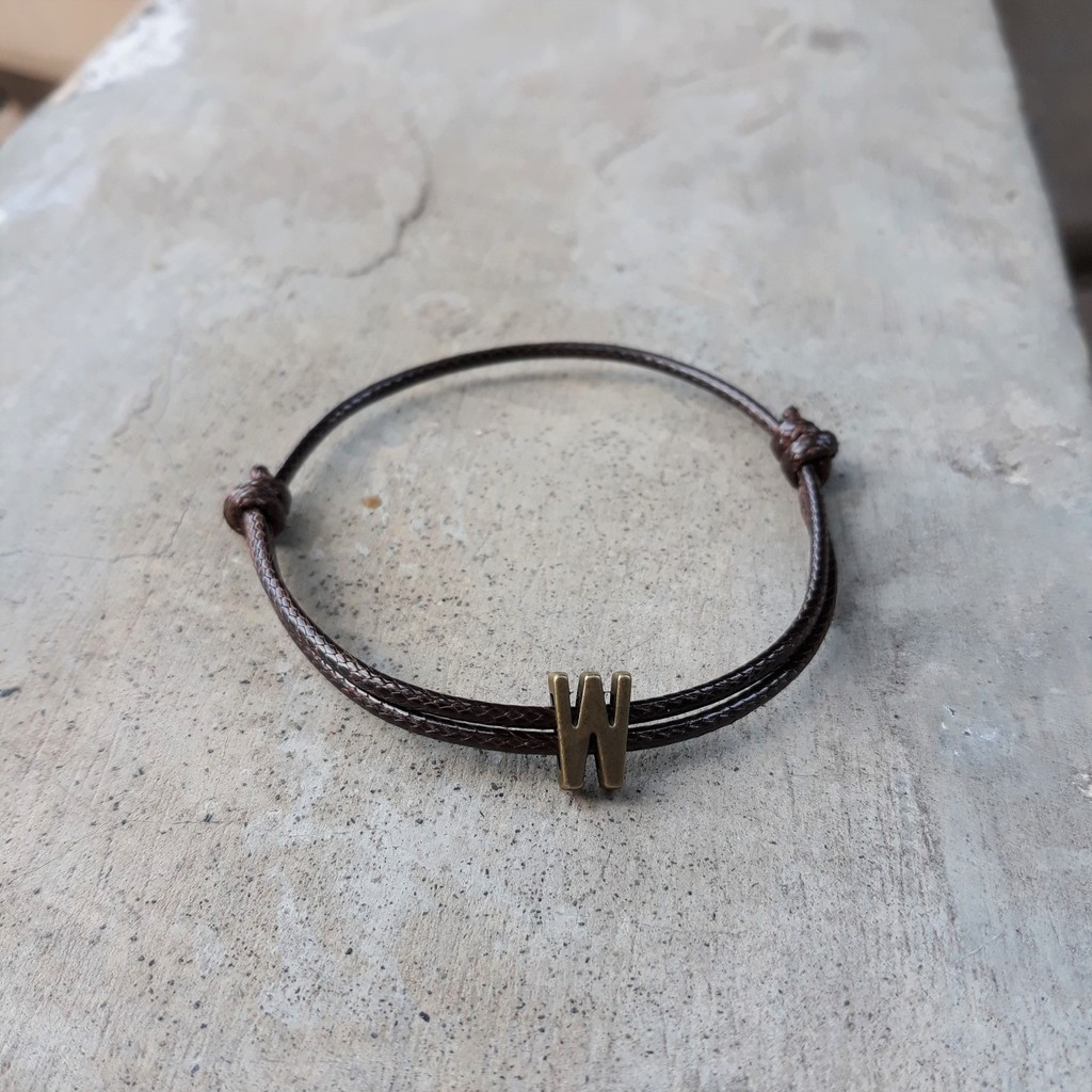 gelang inisial / gelang nama coklat tua (A--->T)