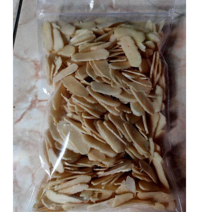 

[SKU : YCJB7] Kerupuk Ikan Tenggiri Riky OS Mentah 1Kg