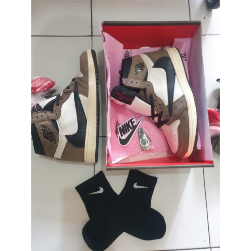 TermuraaaaahNike Travis ScottReady