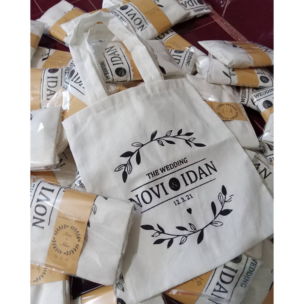 SOUVENIR TOTEBAG BLACU TAS BLACU SABLON SOUVENIR SOUVENIR TOTEBAG BLACU TAS BLACU SABLON SOUVENIR