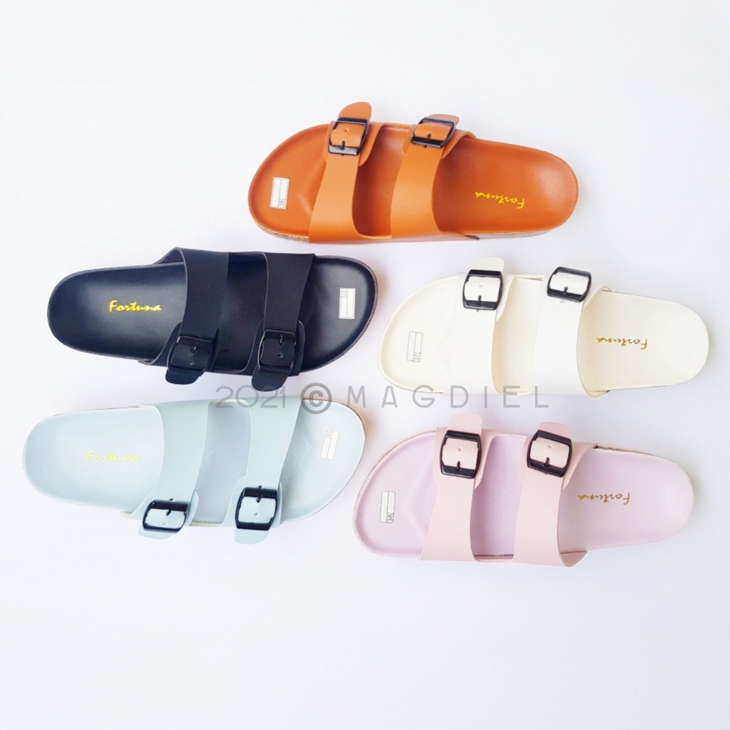 Magdiel - Classic Sandal Wanita Casual Slop