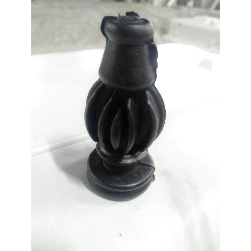 pion plastik gantungan sangkar burung