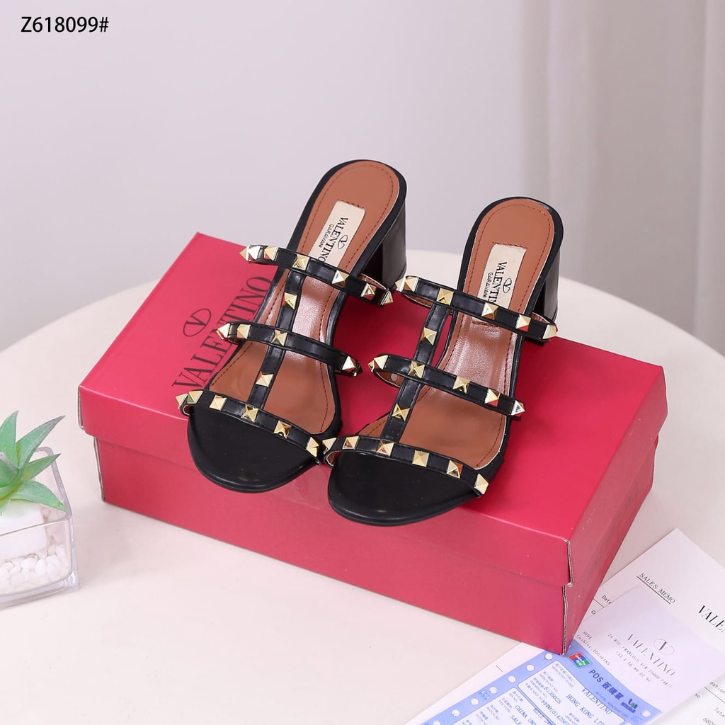 V Pump Heels Z618099