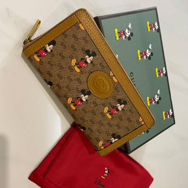 Beige Disney x Gucci Zip Around Wallet
