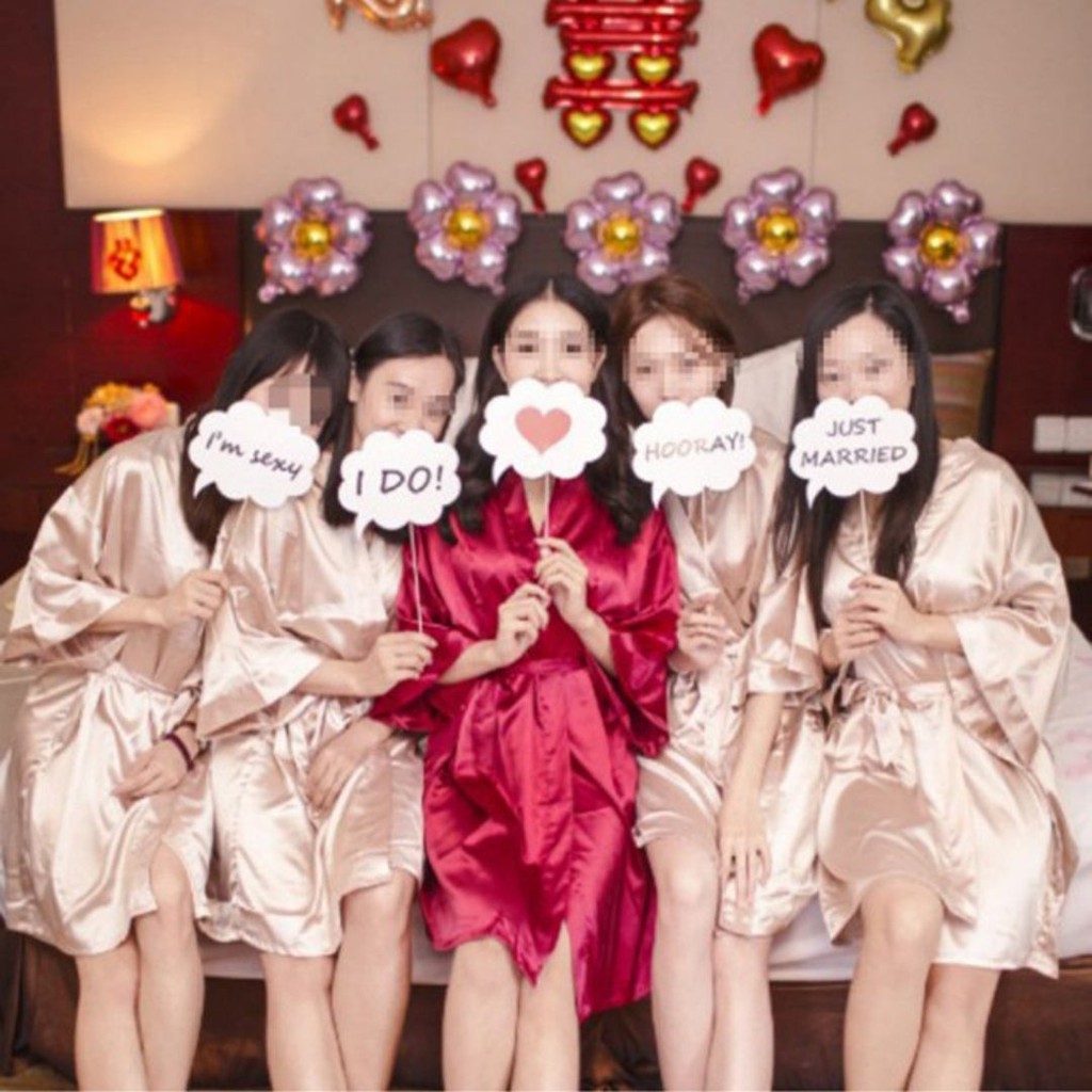 [BRIDESMAID] Gaun Kimono Bridesmaid Pengantin Wedding Day Bahan Satin Bridal Morning Robe dengan Bordir Tulisan Bridesmaid