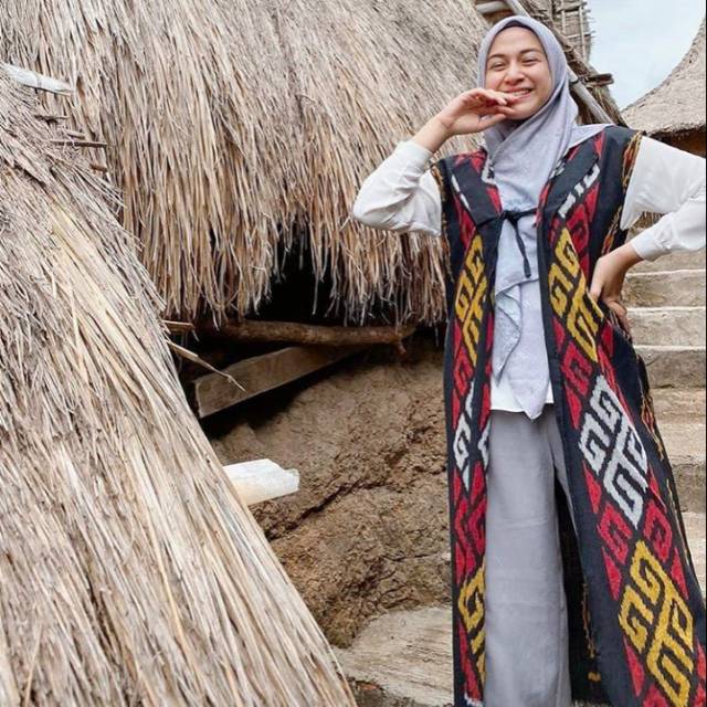 Outher tenun original motif toraja