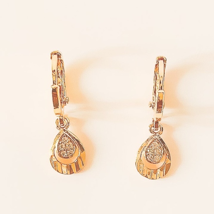 Anting Wanita Tetes Air Zirconia Gold Xuping