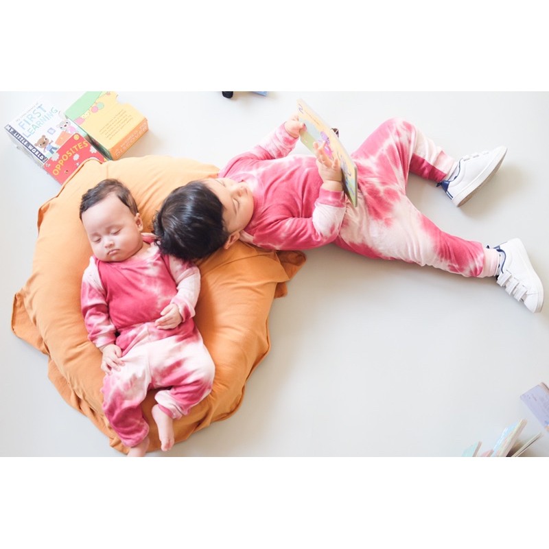 Pyjamas Ribs CAMEEL Tiedye include tas kecil (pouch)