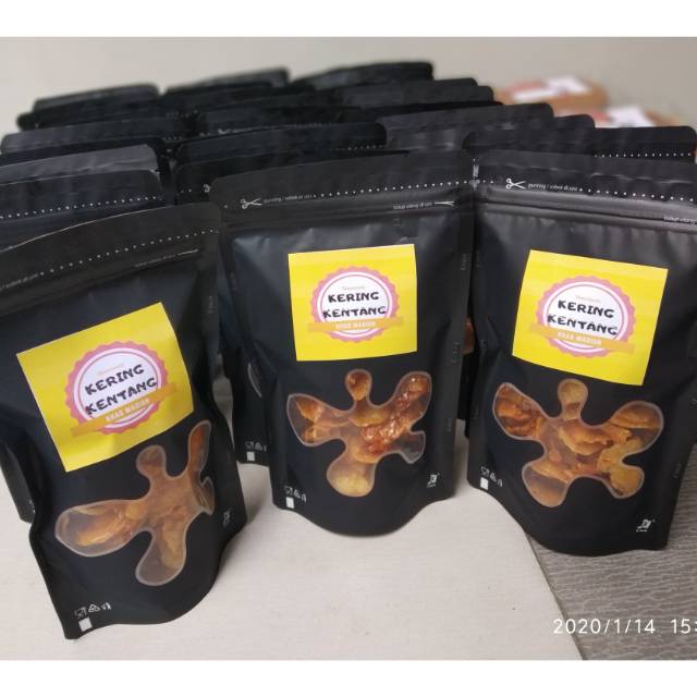 

Kering Kentang olehan kentang dengan sensai rasa manis & pedas. Sangat cocok untuk camilan / lauk .