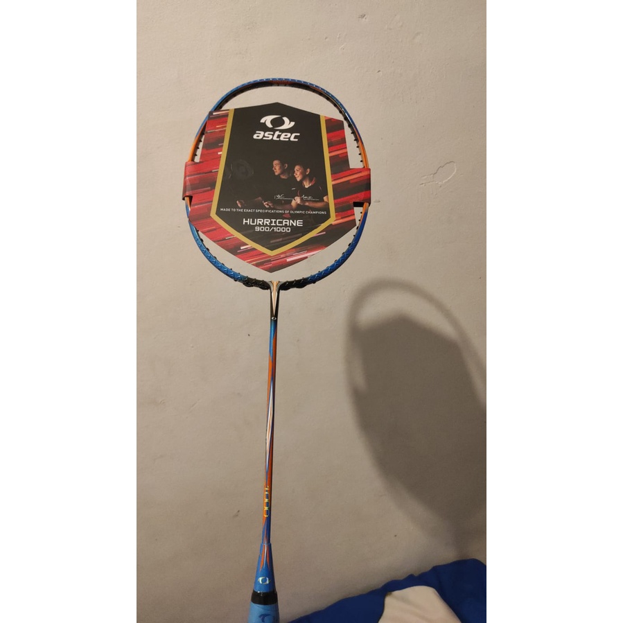 Raket Astec Hurricane 1000