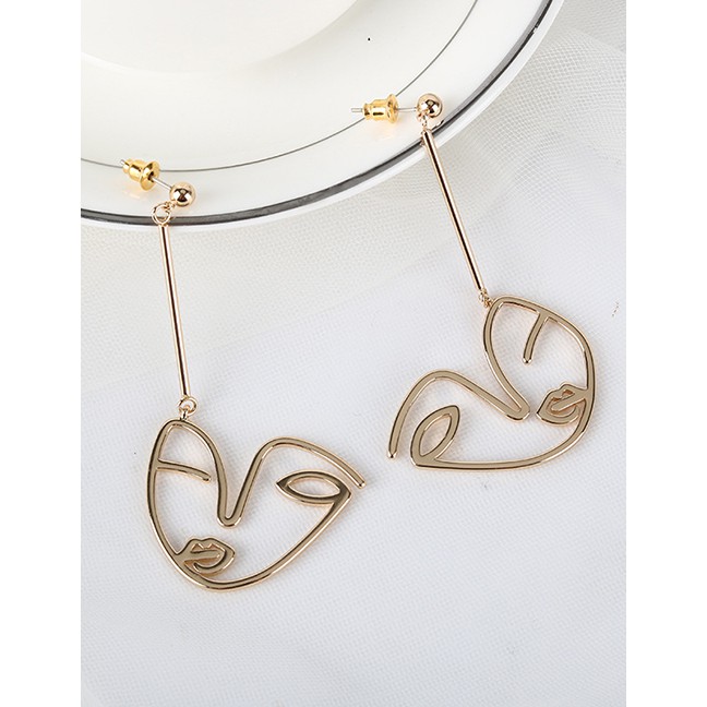 LRC Anting Tusuk Fashion Golden Face Alloy Irregular Hollow K45740