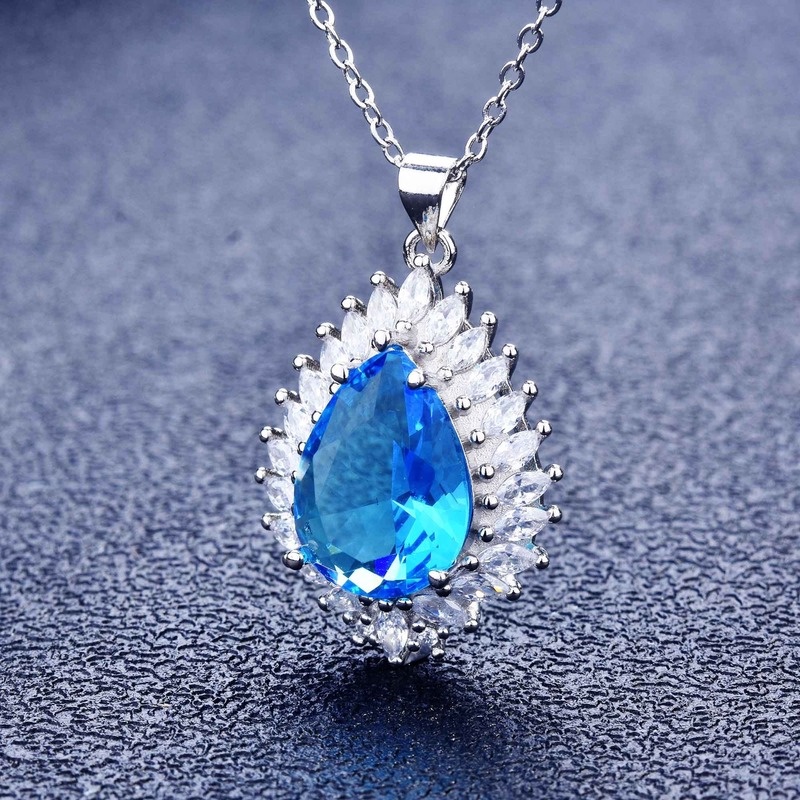 Natural Sri Lankan Sapphire Moissanite Water Drop Pear-Shaped Flame Necklace