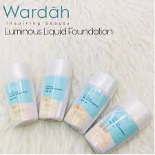 Wardah Luminous Liquid Foundation