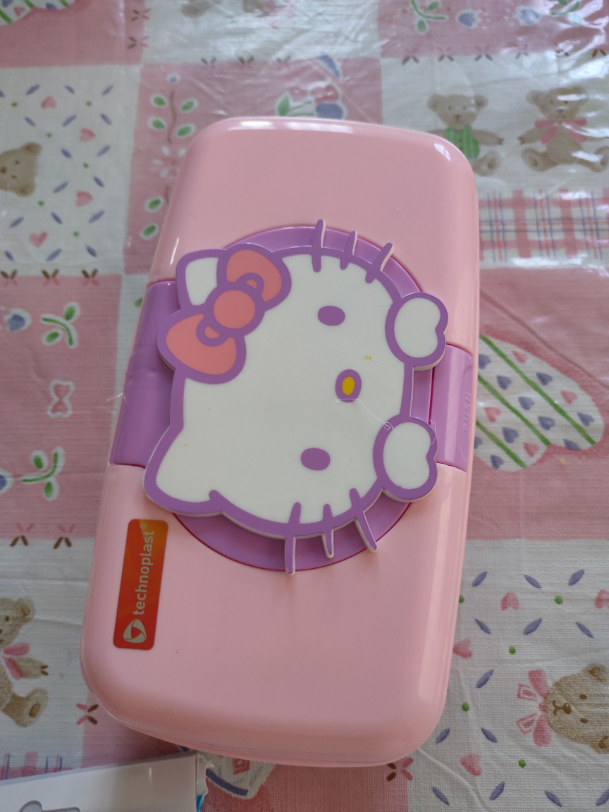 Tempat Tissue Hellokitty