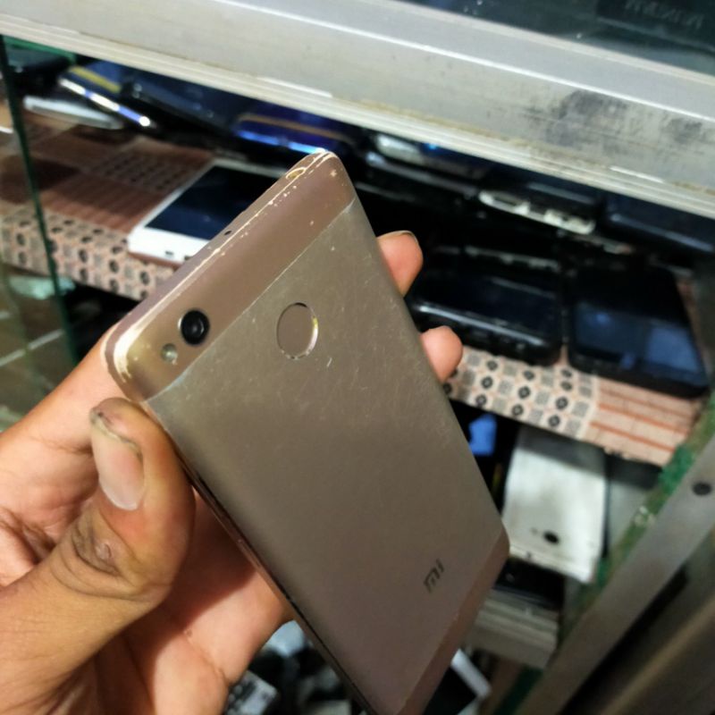 XIAOMI REDMI 3X MINUS LCD. MESIN HIDUP NORMAL. BONUS POLA. FISIK SESUAI FOTO