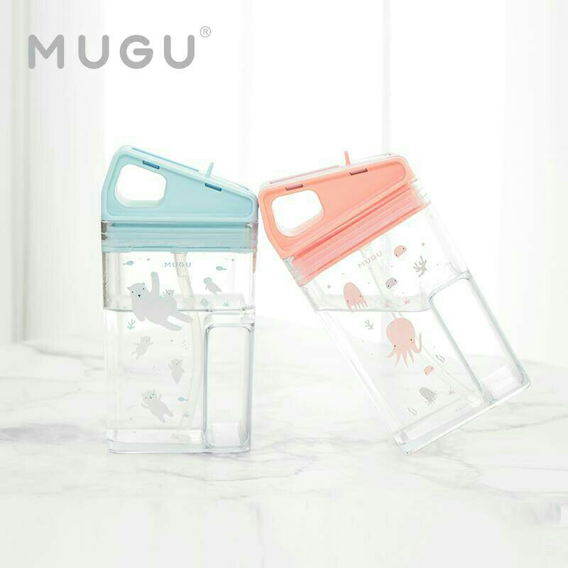 MUGU SQUARE STRAW BOTTLE WITH HANDLE 240 ML / 320 ML ( BOTOL MINUM ANAK)