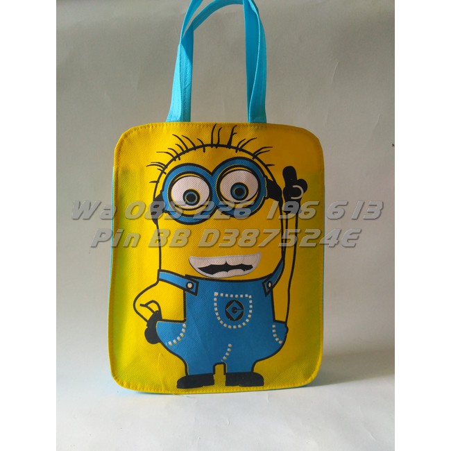 

Tas Ultah Anak | Tas Ulang Tahun Anak MINIONS Model Jinjing | Goodie Bag