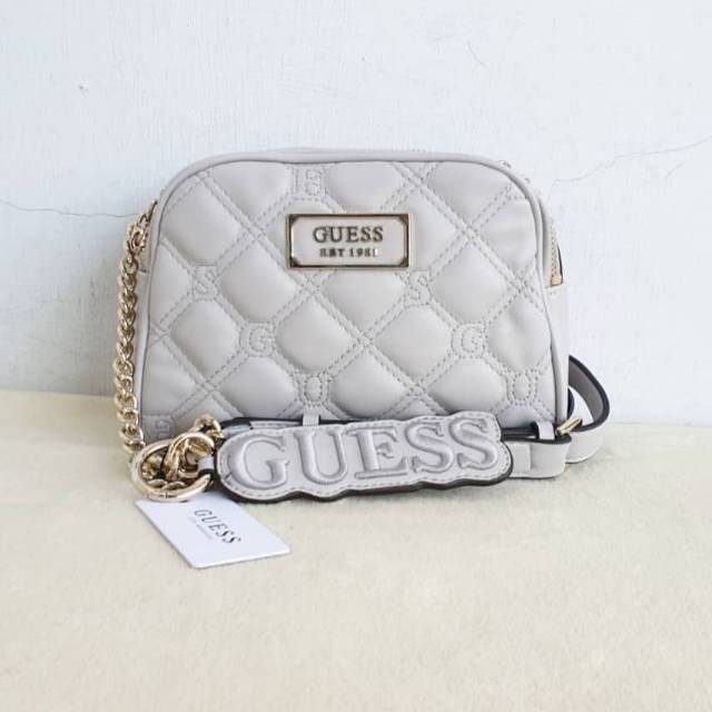 guess quilted emboss white bag