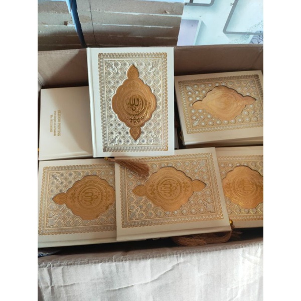 

Cetak Buku Yasin Hardcover