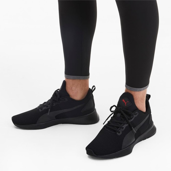 Sepatu running womens puma full black FLYER RUNNER 192257 23