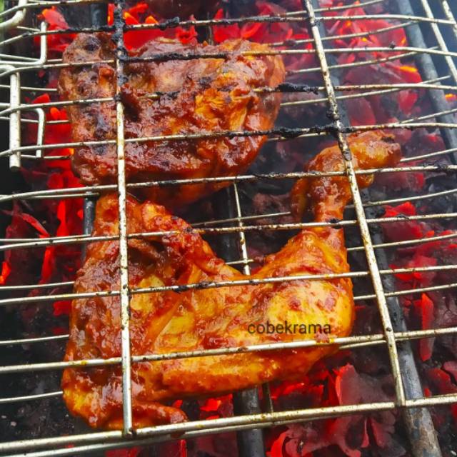 

Ayam Bakar Pedas Manis 4 potong + sambal bawang sachet