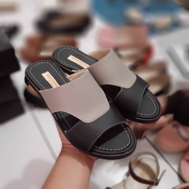 SANDAL BY KAMASADA FREE COUSTOM WARNA & SIZE