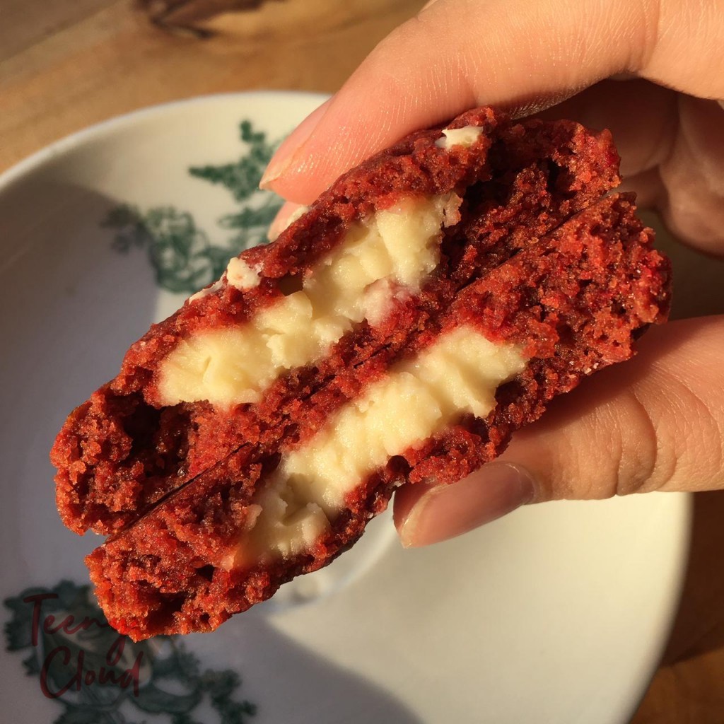 

Lil’ Red [Red Velvet Cookie]