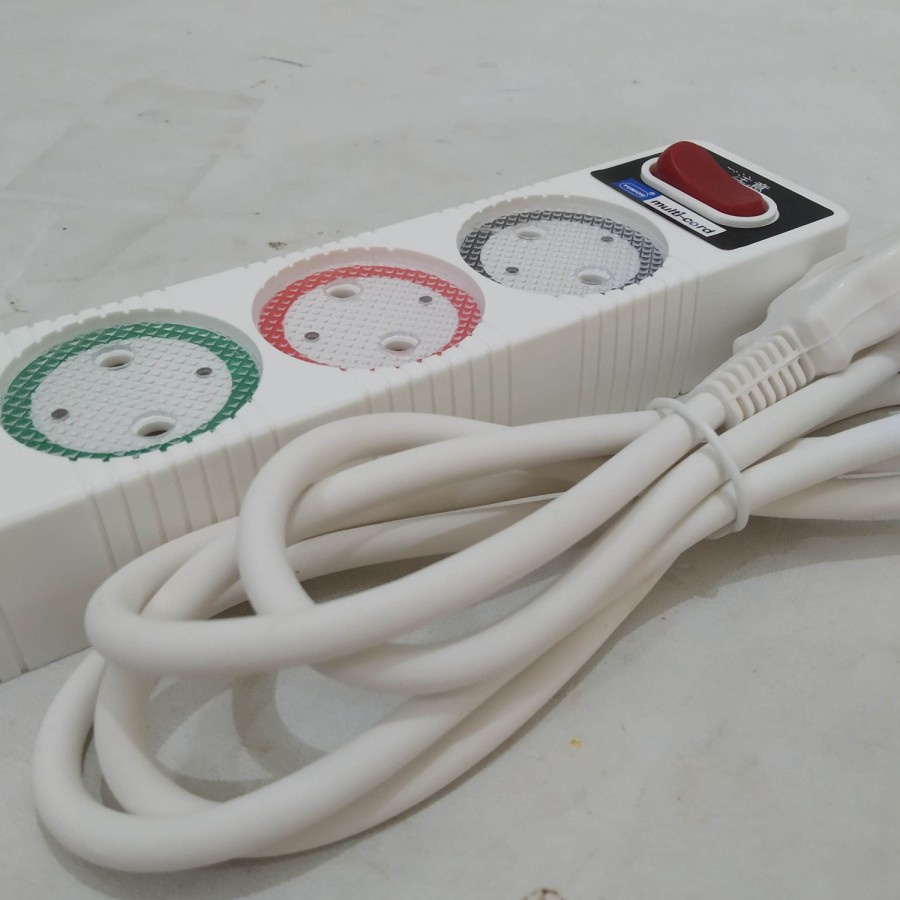 Multy Socket, Stop Kontak Jadi 4 Lubang Warna Warni Yunior Loyal