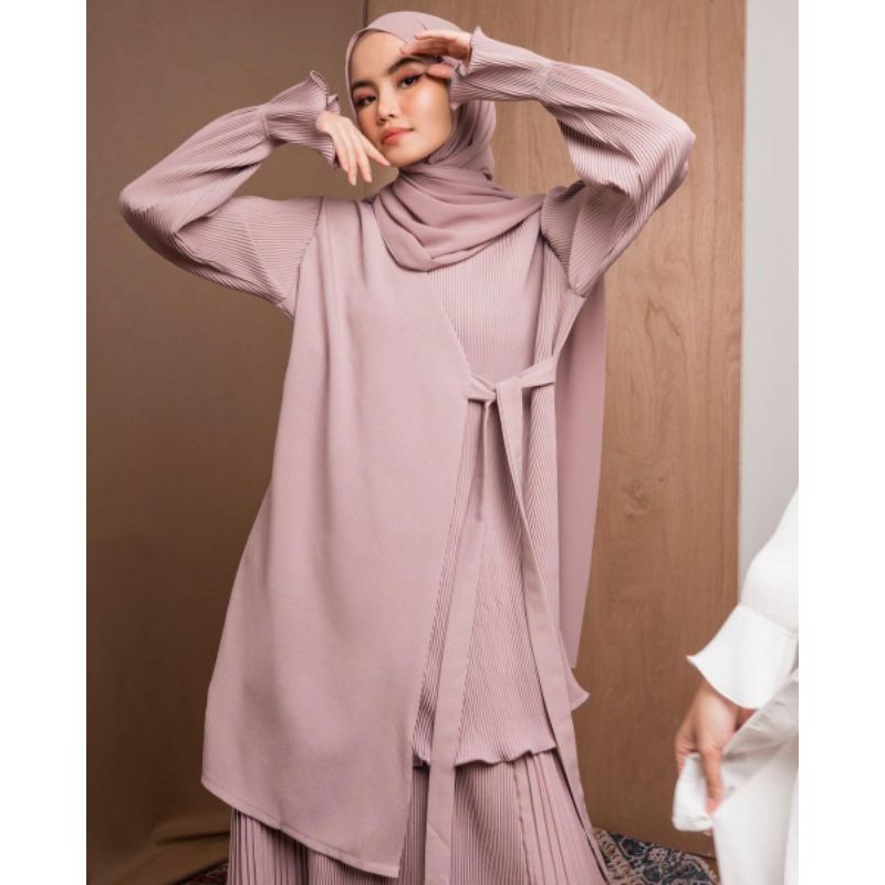 Zania Blouse by Local ID