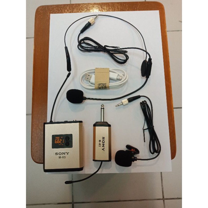 Mic SONY M-03HC wireless single mic. jepit +headset. cocok buat imam suara jernih.