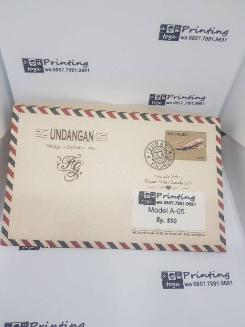 Undangan Pernikahan Model Amplop